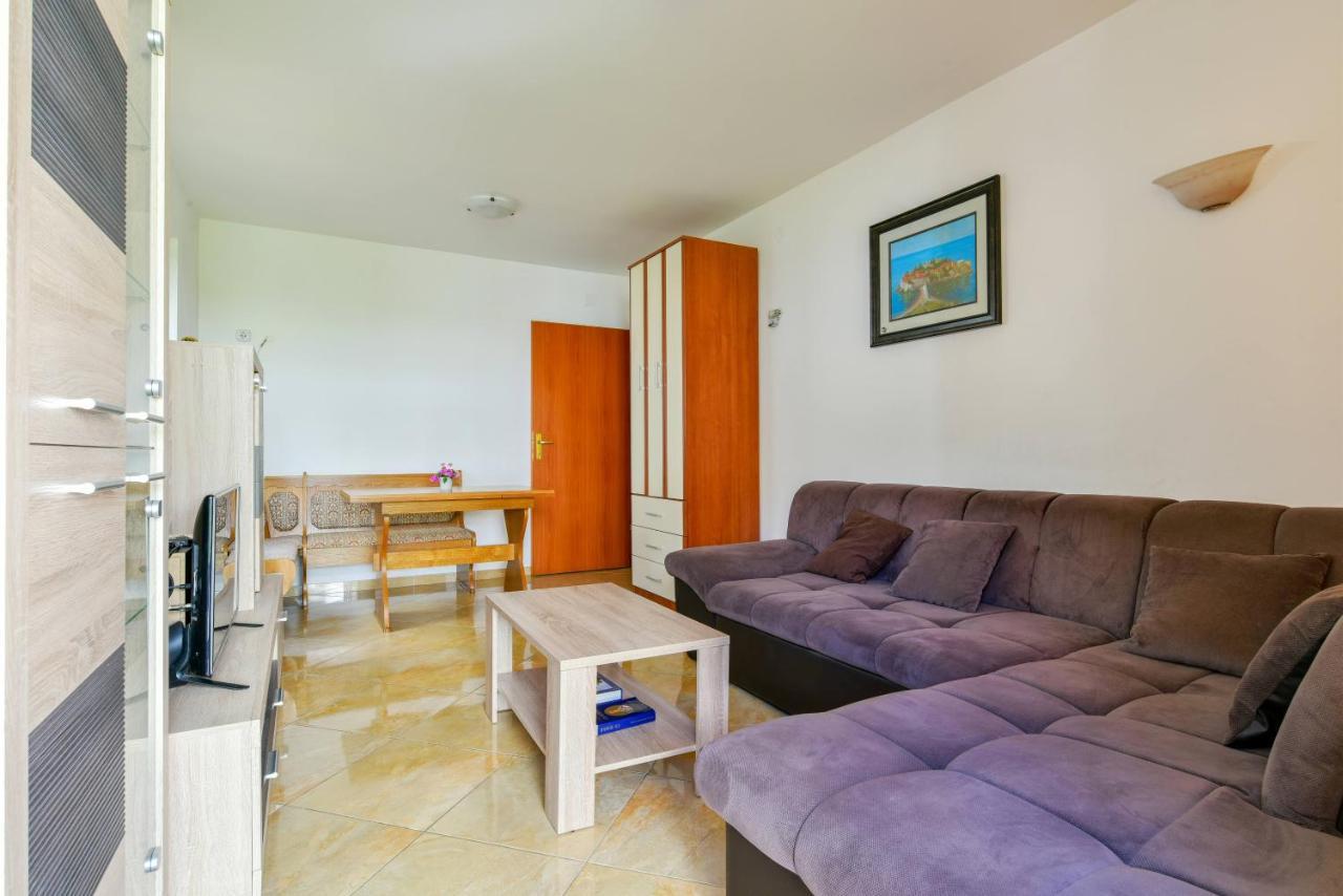 Guest house And Oregon Budva