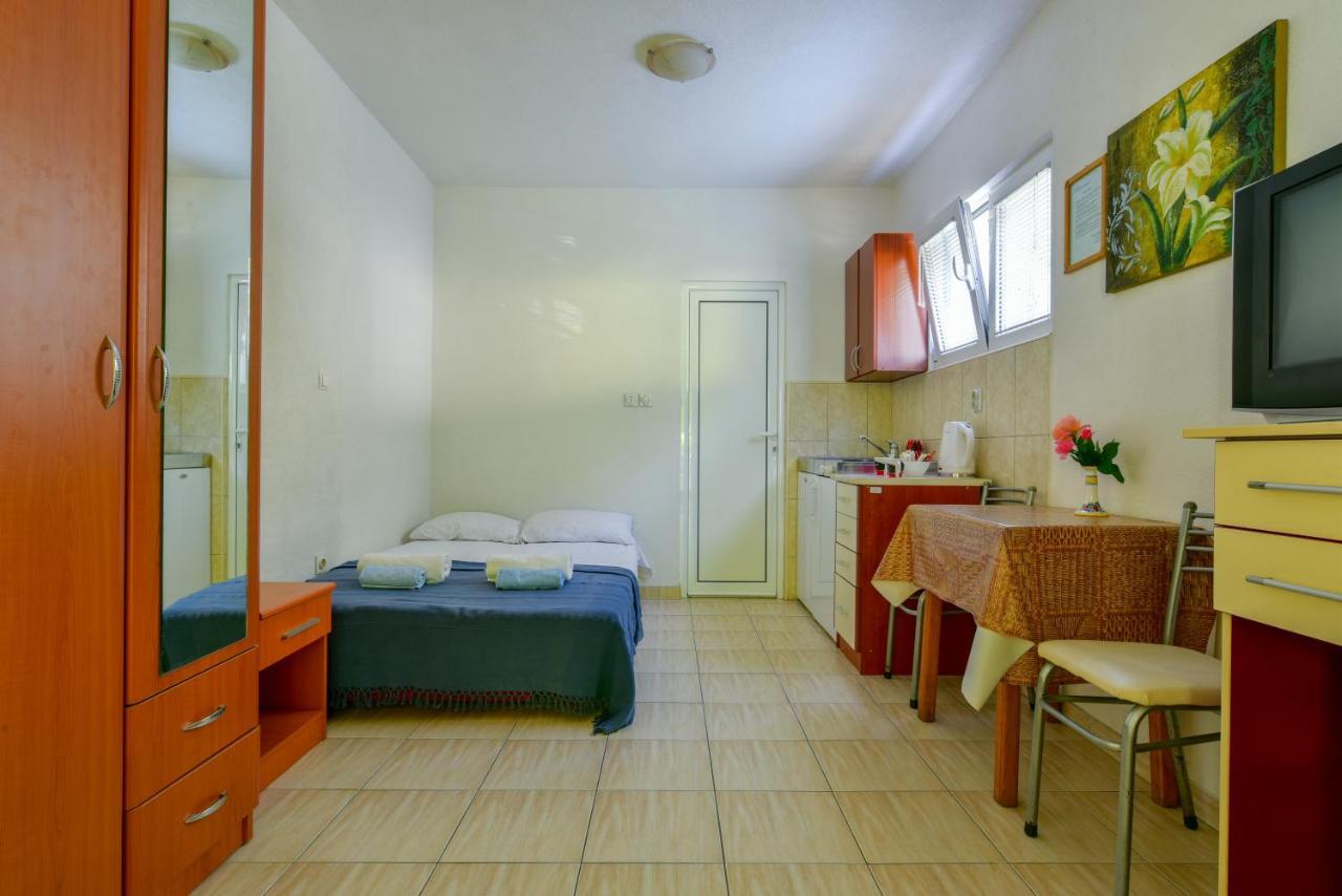 And Oregon Guest house